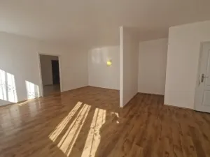 Pronájem bytu 3+1, Praha - Vinohrady, Kouřimská, 68 m2