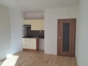 Pronájem bytu 1+kk, Hradec Králové, Jana Masaryka, 35 m2