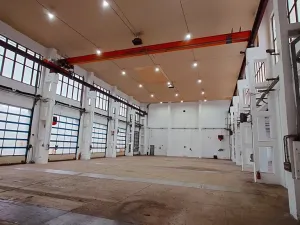 Pronájem výrobních prostor, Lišov, Hůrecká, 1109 m2