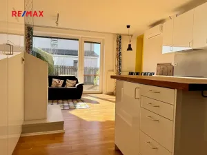 Pronájem bytu 3+kk, Říčany, Melantrichova, 70 m2