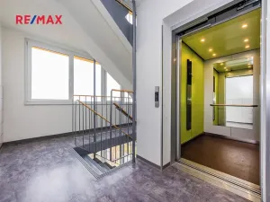 Prodej bytu 4+kk, Praha - Stodůlky, Neustupného, 73 m2