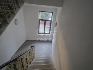 Pronájem obchodního prostoru, Hronov, Hostovského, 180 m2