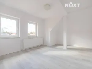 Prodej bytu 3+kk, Klatovy, Koldinova, 79 m2