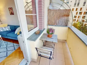 Pronájem bytu 2+1, Praha - Holešovice, U Uranie, 55 m2