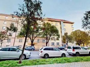 Pronájem bytu 2+1, Praha - Holešovice, U Uranie, 55 m2
