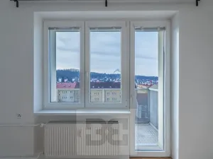 Pronájem bytu 3+kk, Praha - Hloubětín, 60 m2