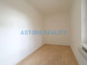 Pronájem bytu 2+kk, Úvaly, Husova, 38 m2