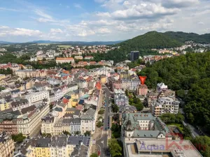 Prodej bytu 2+kk, Karlovy Vary, Svahová, 69 m2