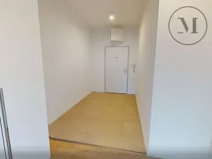 Pronájem bytu 3+kk, Hluboká nad Vltavou, U Parku, 82 m2