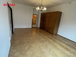 Pronájem bytu 2+1, Praha - Libeň, Vacínova, 96 m2