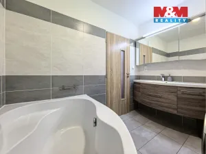 Pronájem bytu 3+kk, Dolní Dobrouč, 64 m2