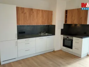 Pronájem bytu 2+kk, Dobřany, Hornická, 51 m2
