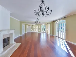 Pronájem vily, Praha - Nebušice, Spojová, 600 m2