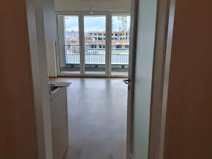Pronájem bytu 1+kk, Praha - Hloubětín, Poděbradská, 32 m2