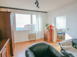 Pronájem bytu 1+1, Ústí nad Labem - Severní Terasa, Kmochova, 33 m2