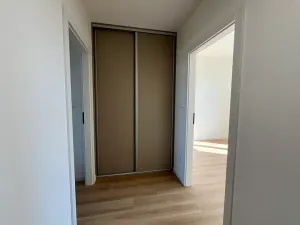 Pronájem bytu 2+kk, Hradec Králové, Střelecká, 59 m2