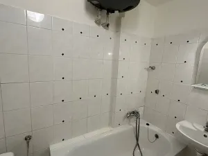 Pronájem bytu 1+kk, Praha - Nusle, V Horkách, 32 m2