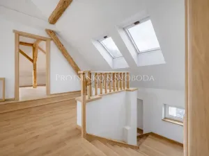 Prodej ubytování, Mělník, Českolipská, 418 m2