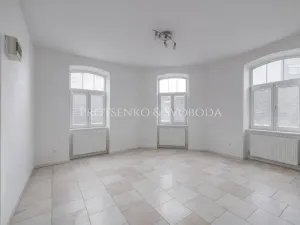 Prodej kanceláře, Mělník, Českolipská, 418 m2