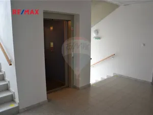 Pronájem bytu 2+kk, Plzeň, Štefánikova, 58 m2