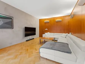 Prodej rodinného domu, Praha, Sklenská, 200 m2