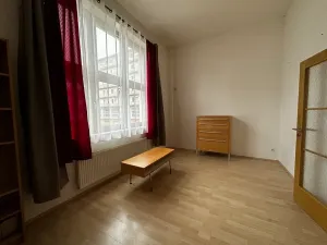 Pronájem bytu 1+kk, Praha - Libeň, Českomoravská, 35 m2