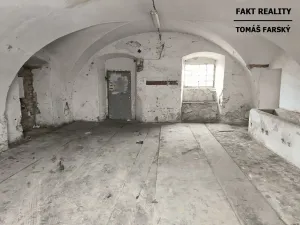 Pronájem garáže, Býčkovice, 100 m2