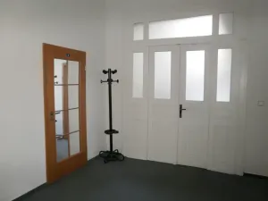 Pronájem kanceláře, Kladno, Huťská, 295 m2