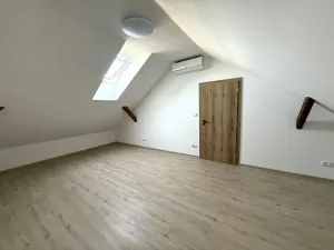 Pronájem bytu 4+kk, Rostěnice-Zvonovice, 111 m2