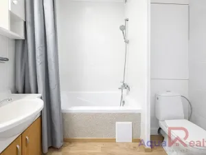 Pronájem bytu 1+1, Karlovy Vary, Jana Opletala, 43 m2