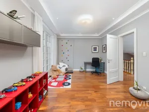 Prodej vily, Praha - Dejvice, V Šáreckém údolí, 459 m2