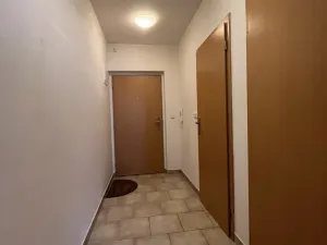 Pronájem bytu 1+kk, Zlín, Na Honech I, 30 m2