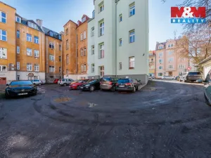 Prodej bytu 4+1, Karlovy Vary, Wolkerova, 146 m2