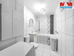 Prodej bytu 3+1, Ústí nad Labem - Mojžíř, Picassova, 78 m2