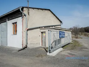 Prodej výrobních prostor, Bílovec, 629 m2