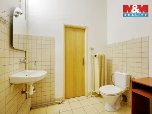 Prodej bytu 3+kk, Karlovy Vary, Zámecký vrch, 72 m2