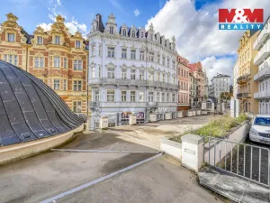 Prodej bytu 3+kk, Karlovy Vary, Zámecký vrch, 72 m2