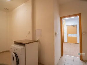 Pronájem obchodního prostoru, Praha - Hlubočepy, Hlubočepská, 104 m2