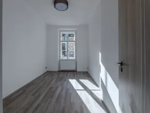 Pronájem bytu 3+kk, Praha - Holešovice, Šimáčkova, 73 m2