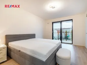 Pronájem bytu 2+kk, Praha - Břevnov, Radimova, 64 m2