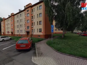 Prodej bytu 2+1, Ostrov, Myslbekova, 63 m2