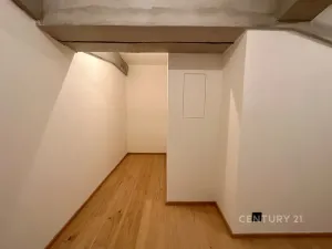 Prodej bytu 2+kk, Praha - Vysočany, Kolbenova, 72 m2