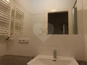 Pronájem bytu 2+kk, Praha - Holešovice, Dobrovského, 37 m2