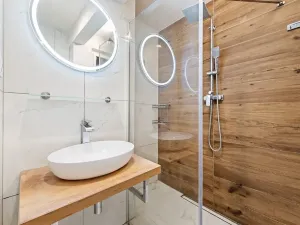 Pronájem bytu 1+1, Praha - Žižkov, Čajkovského, 36 m2