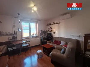 Prodej bytu 3+1, Ostrava - Mariánské Hory, Nivnická, 80 m2