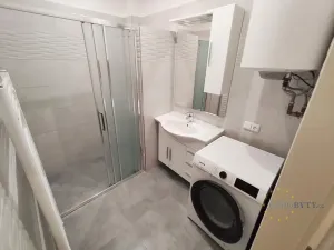 Pronájem bytu 2+kk, Praha - Holešovice, Přístavní, 46 m2