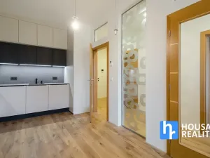 Pronájem bytu 2+kk, Praha - Nusle, Lumírova, 56 m2