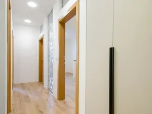 Pronájem bytu 2+kk, Praha - Nusle, Lumírova, 56 m2