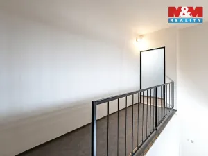 Prodej bytu 1+kk, Doubravčice, V bytovkách, 35 m2