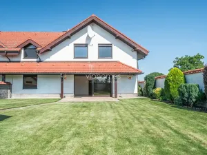 Pronájem rodinného domu, Horoměřice, 280 m2